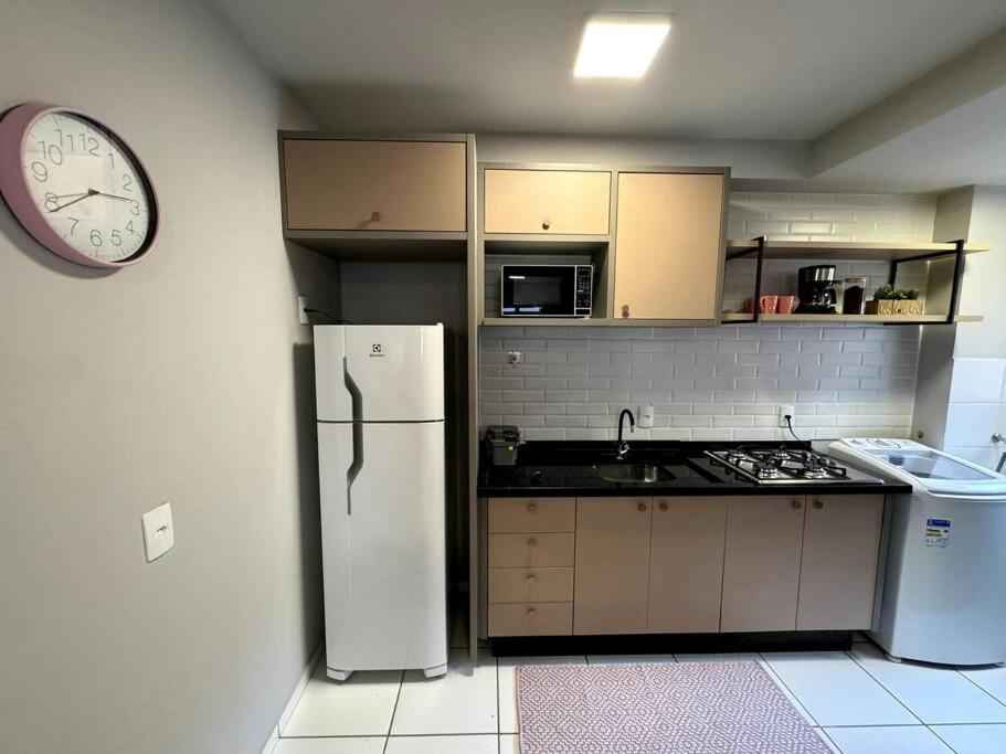 Condominio Solar Di Lucca Lindo Apartamento Com Ar Condicionado E Proximo A Uel ลอนดริน่า ภายนอก รูปภาพ
